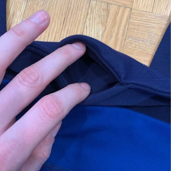 Under Armour Blue Two Tone Capri Leggings - Picture 5 of 7